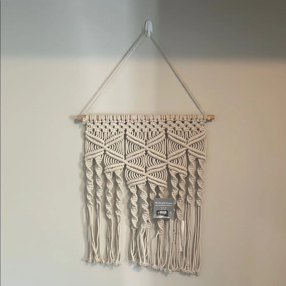 Handcrafted Macramé Wall Hanging - Cream